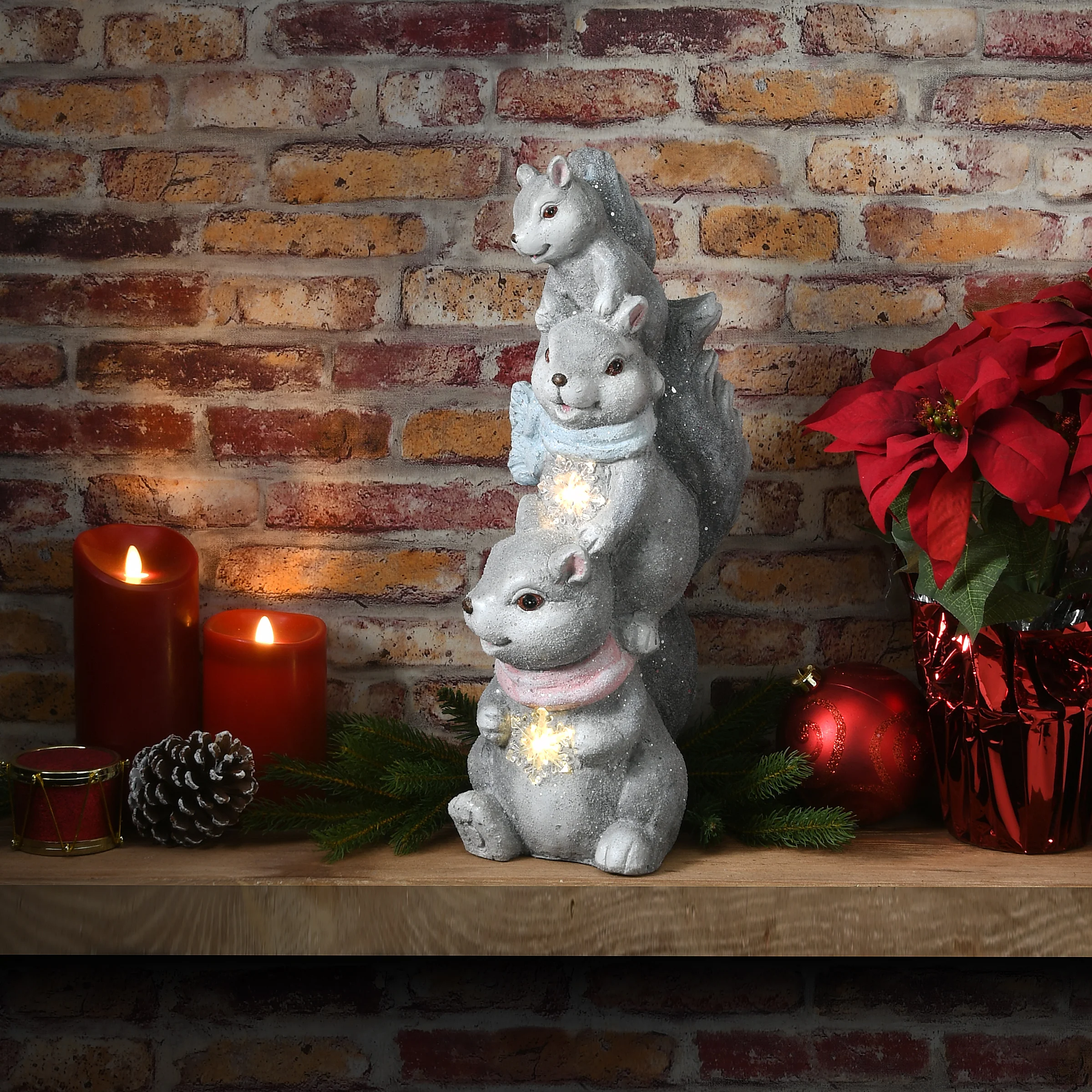 19 in. LED Squirrel Trio Fuguerine - Image 2