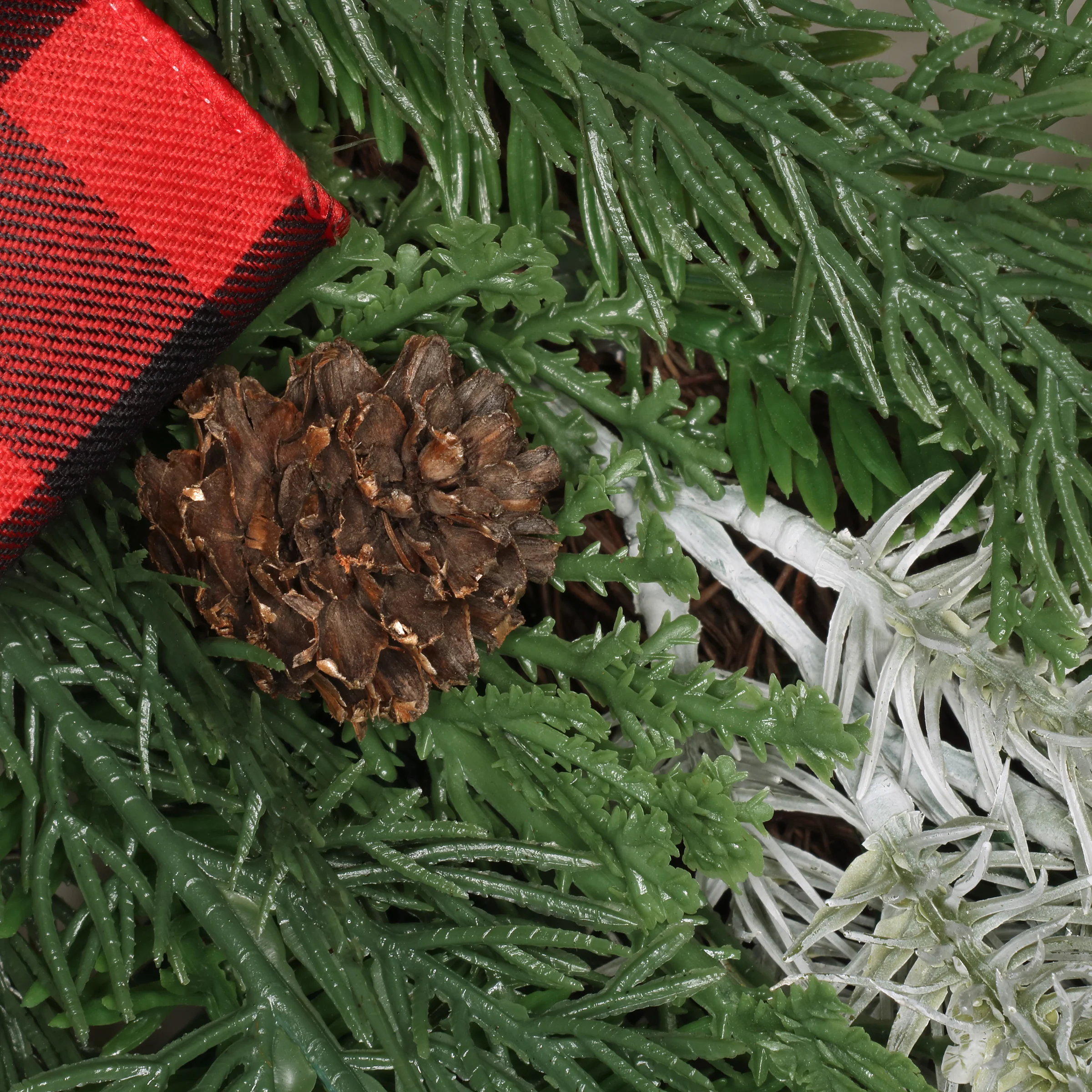 22 in.  Mixed Pine and Bow Decorated Wreath - Image 3