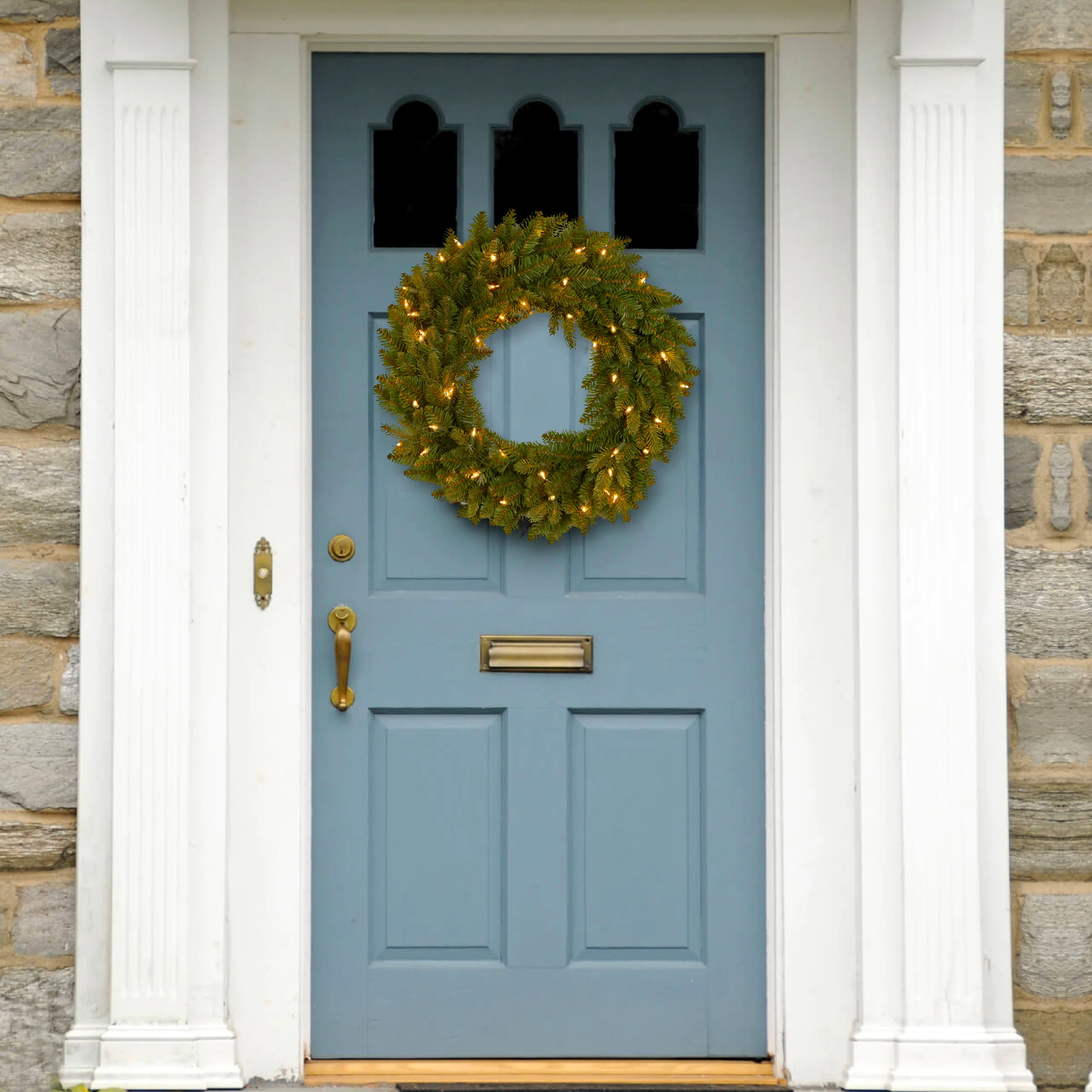24 in. Pre-Lit Avalon Spruce Wreath with Clear Lights - Image 2