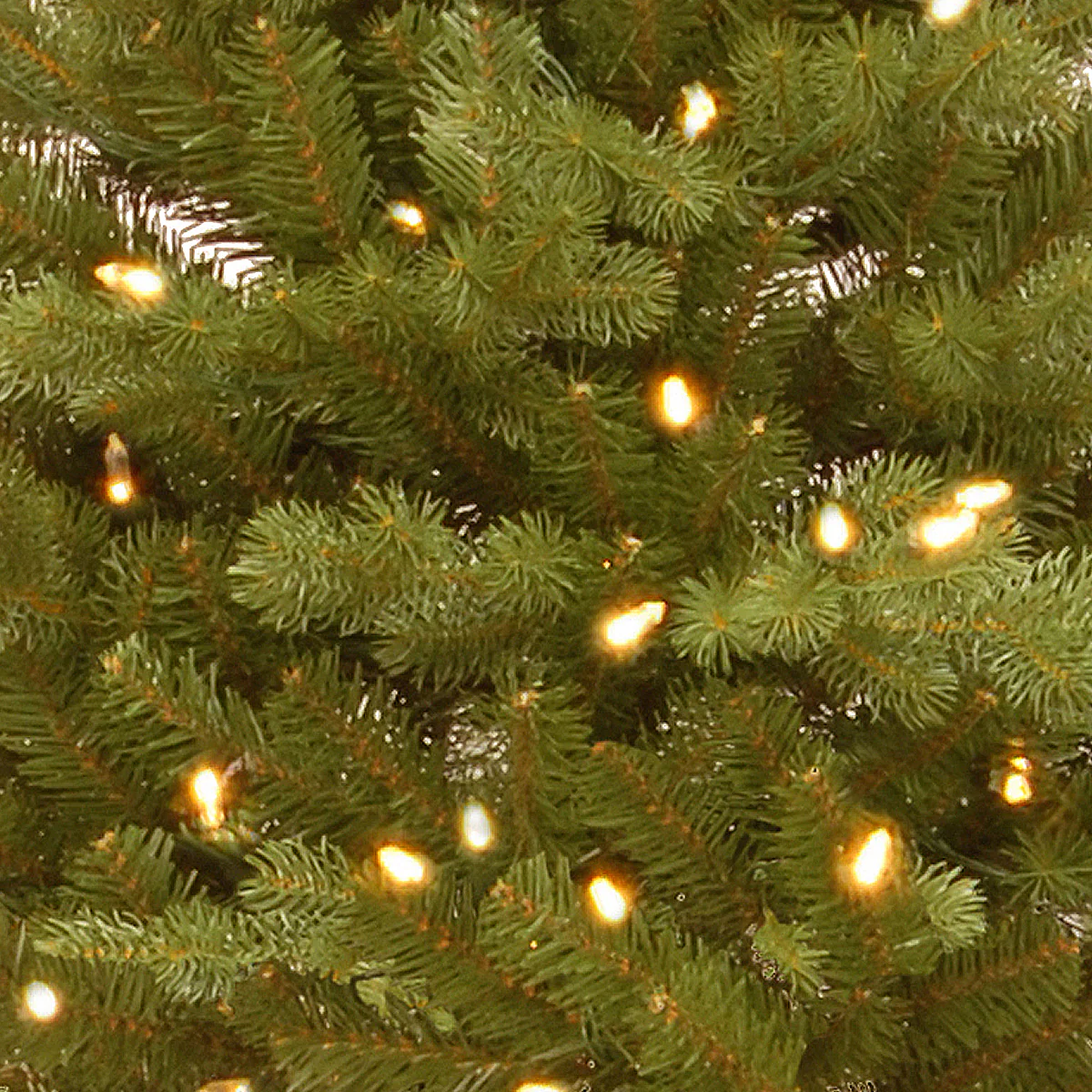 3 ft. Pre-Lit Hampton Spruce Tree with Clear Lights, Plug-In - Image 4
