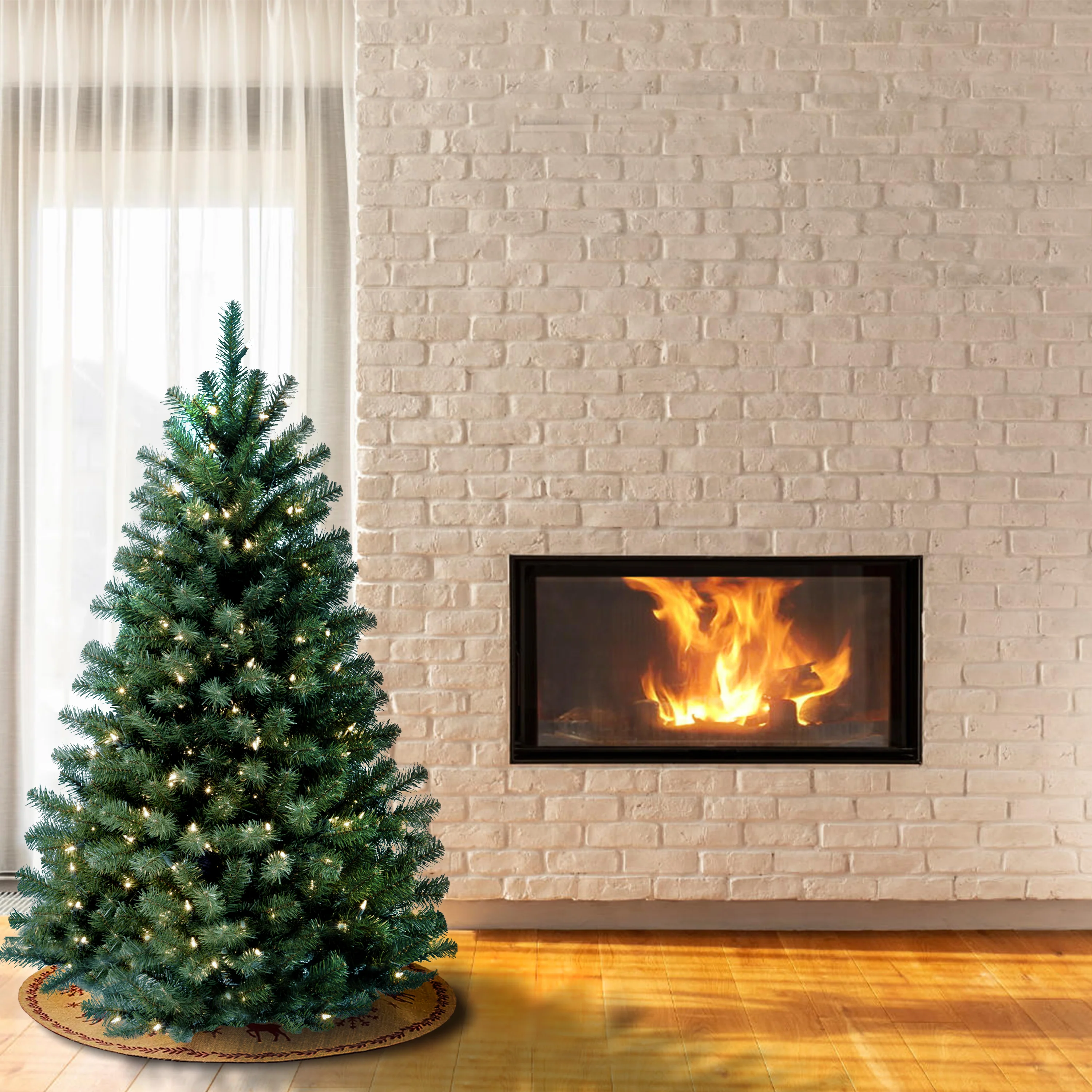 4.5 ft. Pre-Lit North Valley Blue Spruce Tree with Clear Lights, Plug-In - Image 3