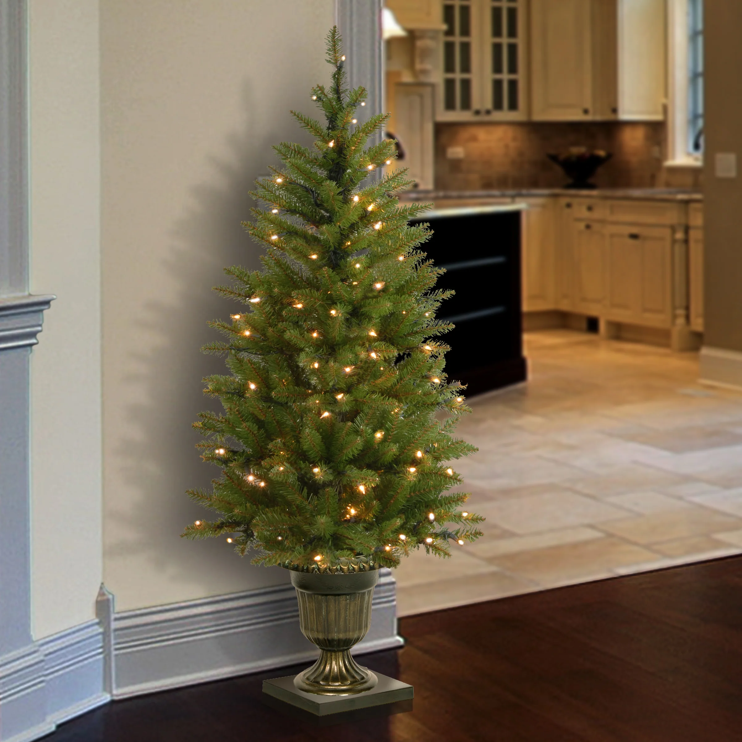4 ft. Pre-Lit Dunhill Fir Entrance Tree with Clear Lights, Plug-In - Image 2