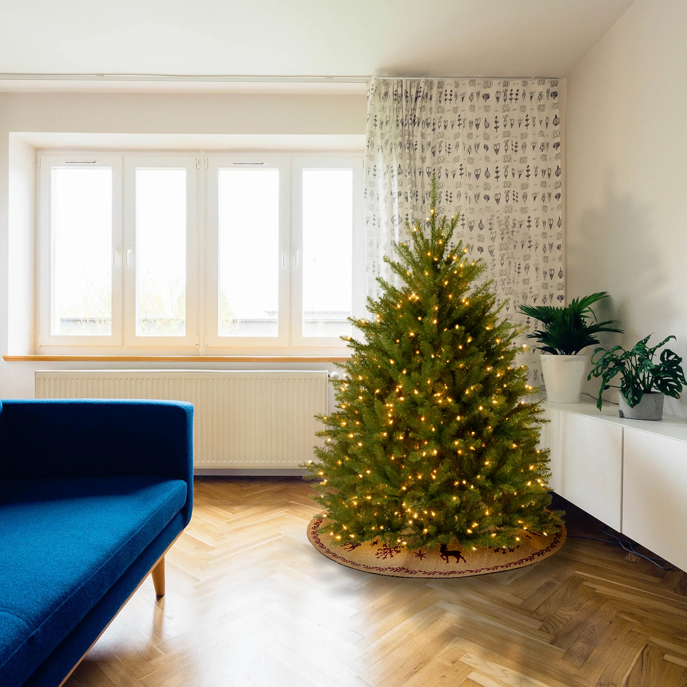 4 ft. Pre-Lit Dunhill Fir Tree with Clear Lights, Plug-In - Image 13