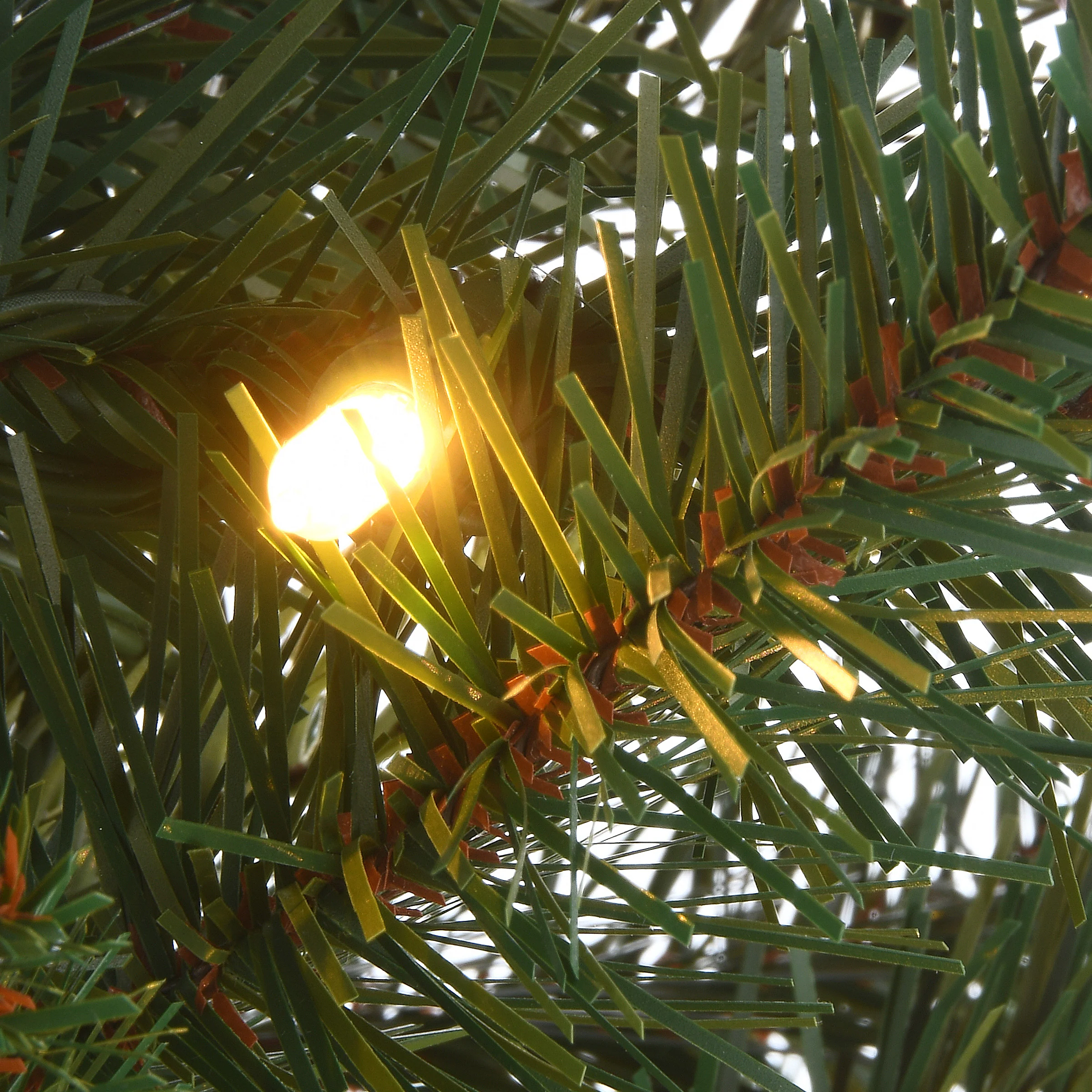 4 ft. Pre-Lit Scotch Creek Fir Tree with LED Lights, Plug-In - Image 3