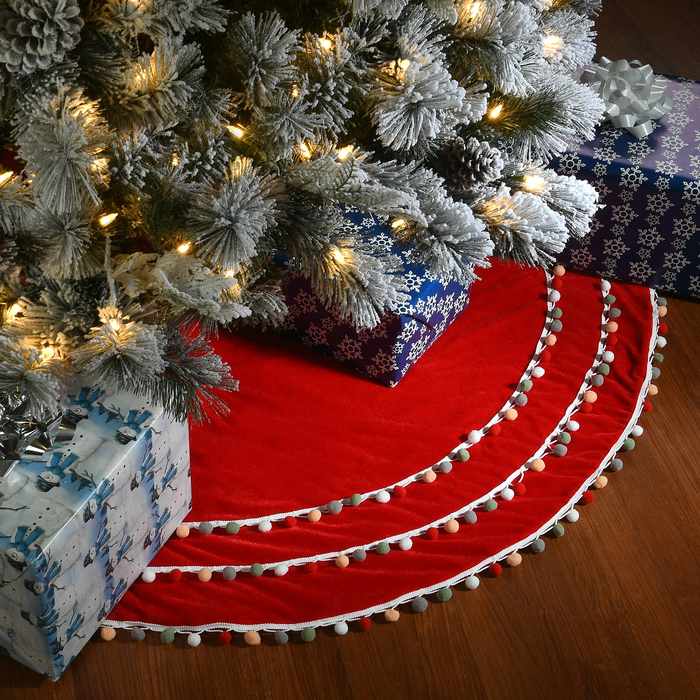 52 in. General Store Collection Red Velvet Tree Skirt - Image 2