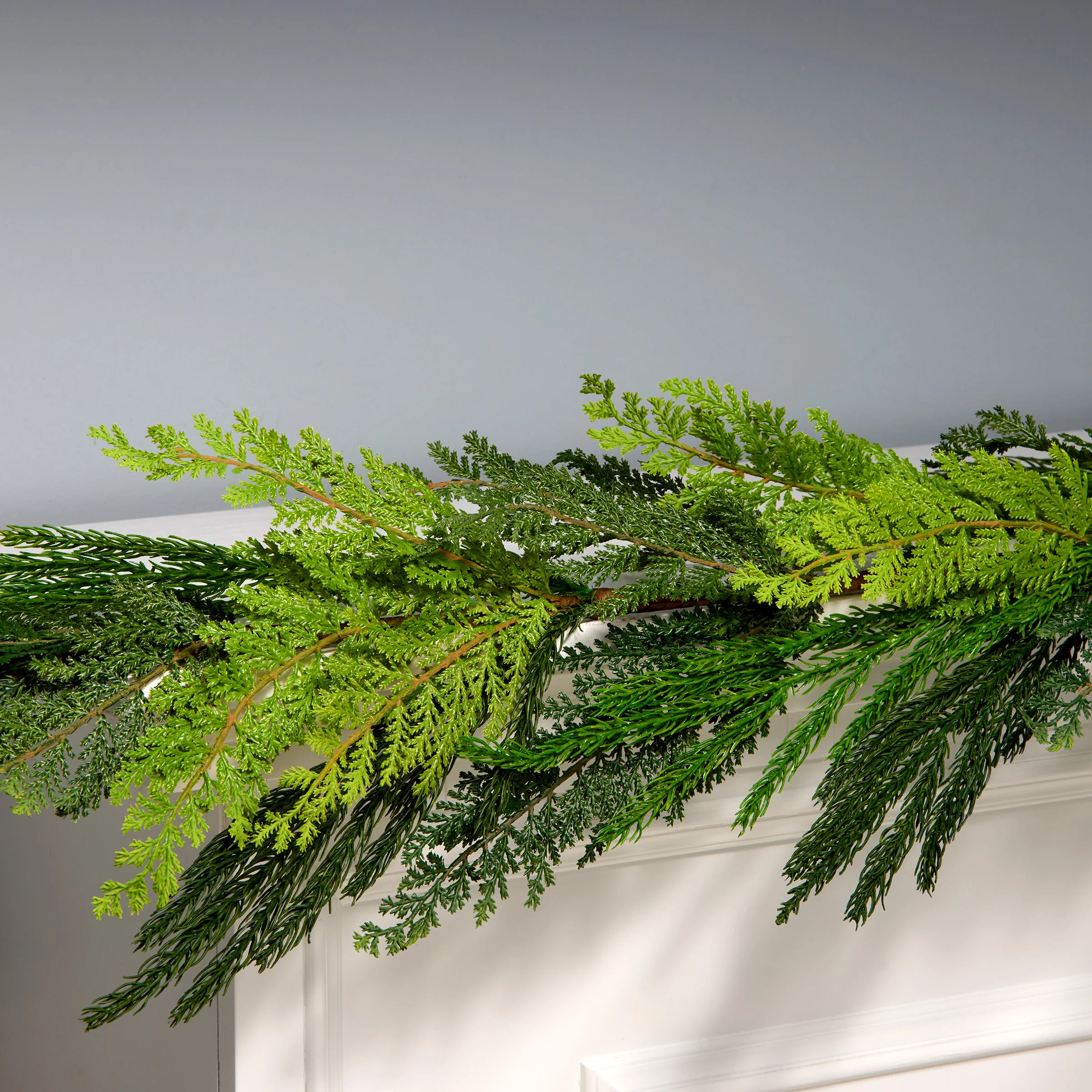5 ft. Christmas Cottage Garland - Image 6