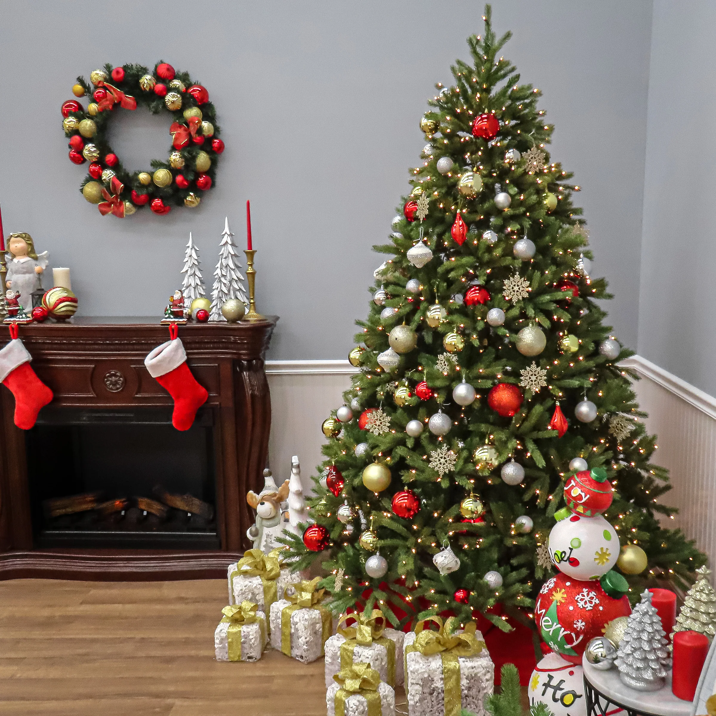 6.5 ft. Pre-Lit Jersey Fraser Fir Tree with Clear Lights, Plug-In - Image 5