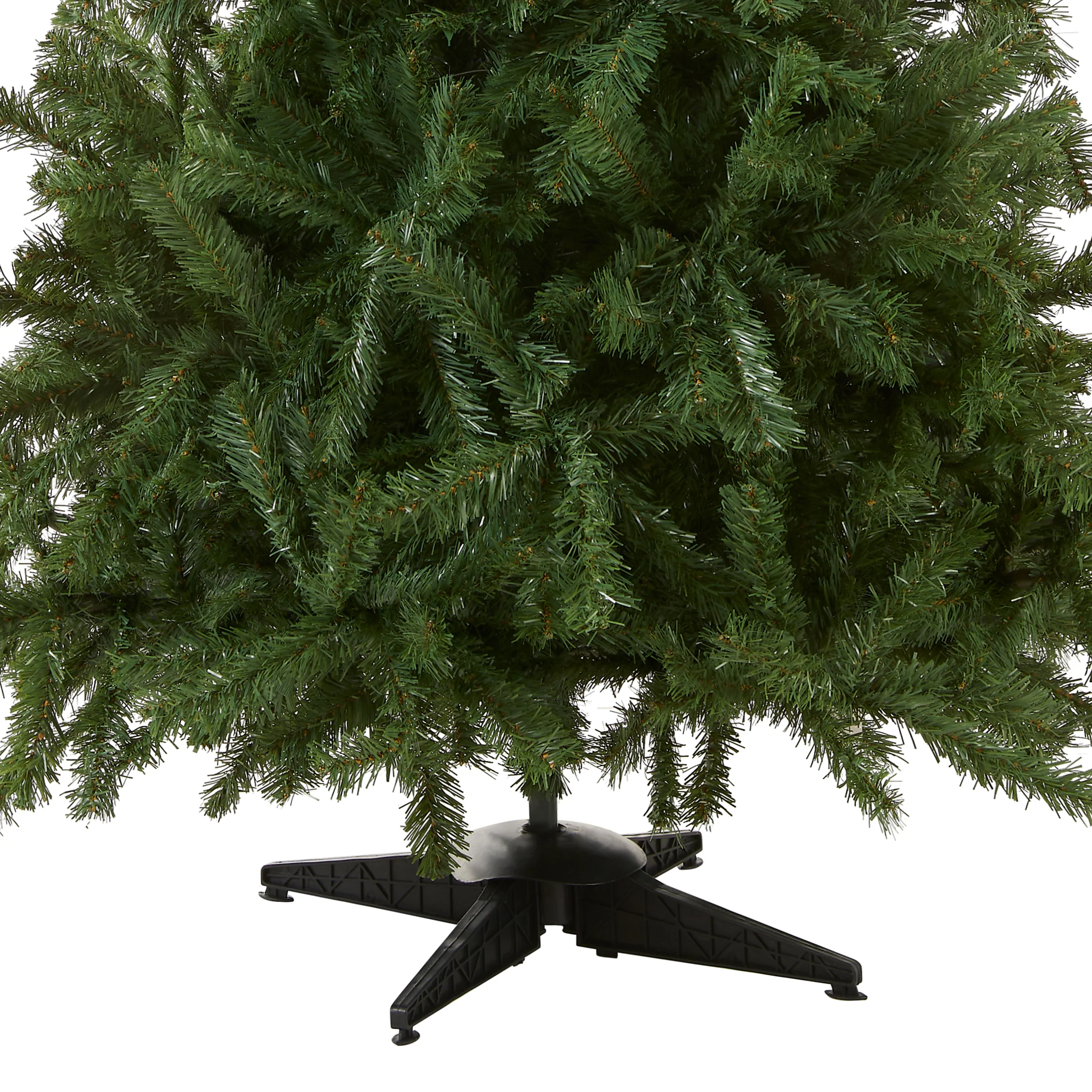 6 ft. Kincaid Spruce Tree - Image 4