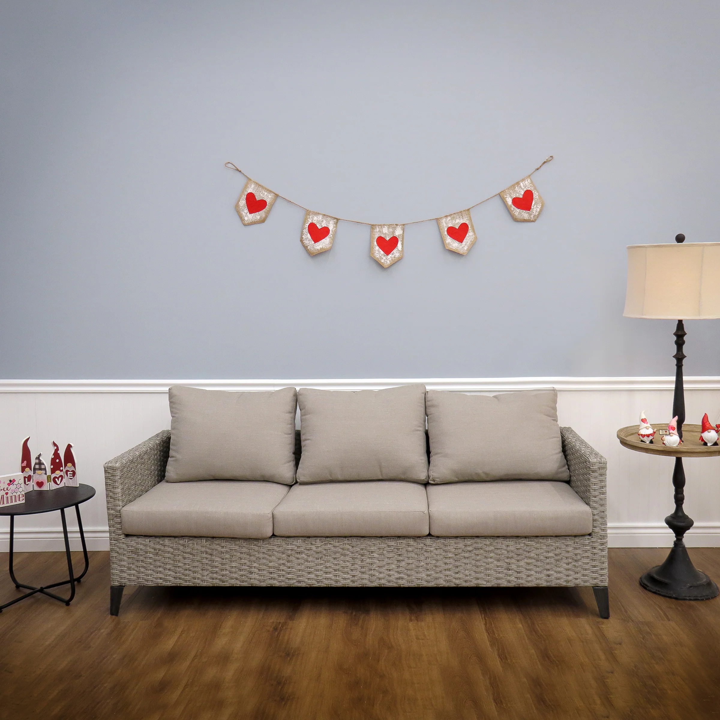 6 ft. Red Hearts Jute Garland - Image 2