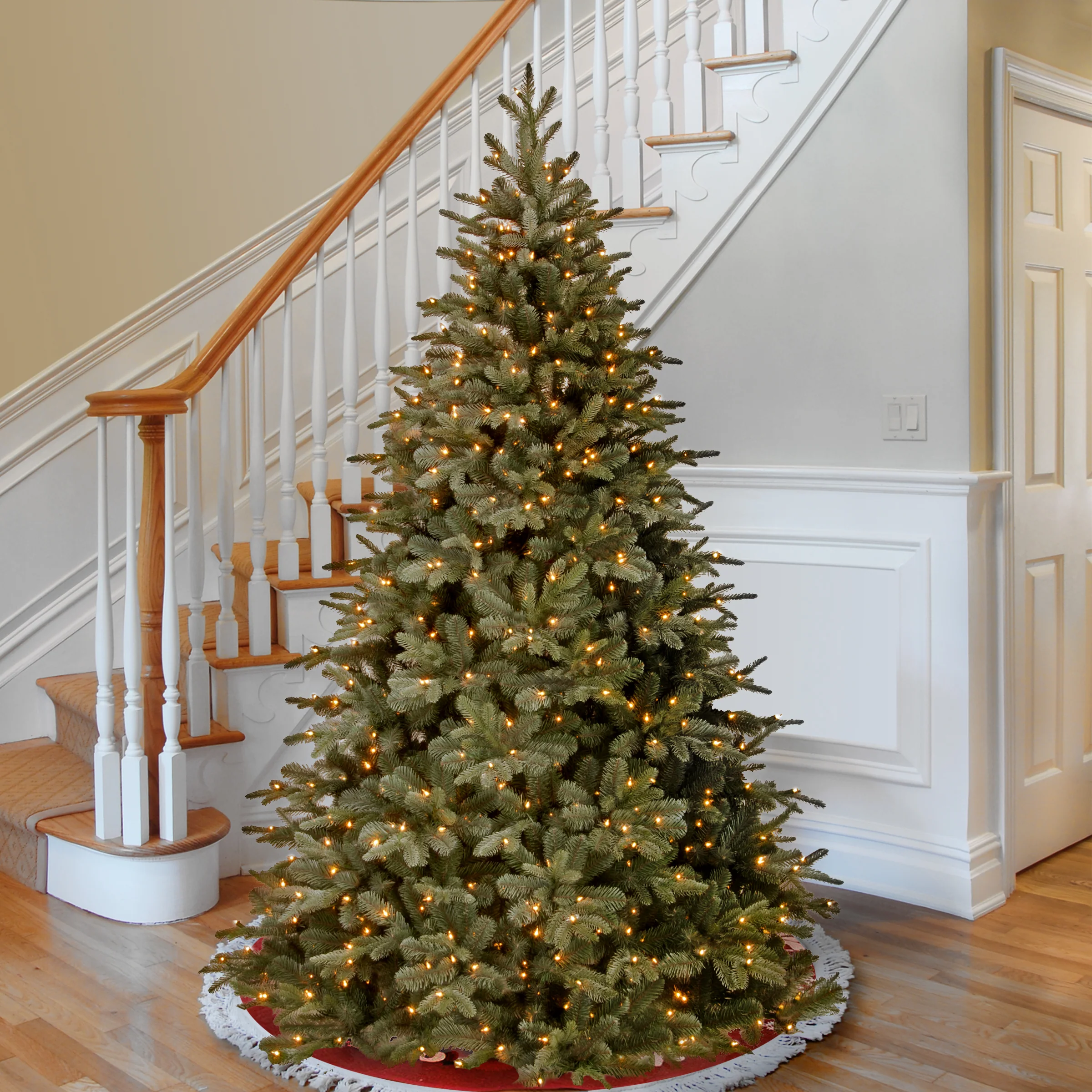 7.5 ft. Pre-Lit Arctic Spruce Frosted Tree with Clear Lights - Image 2