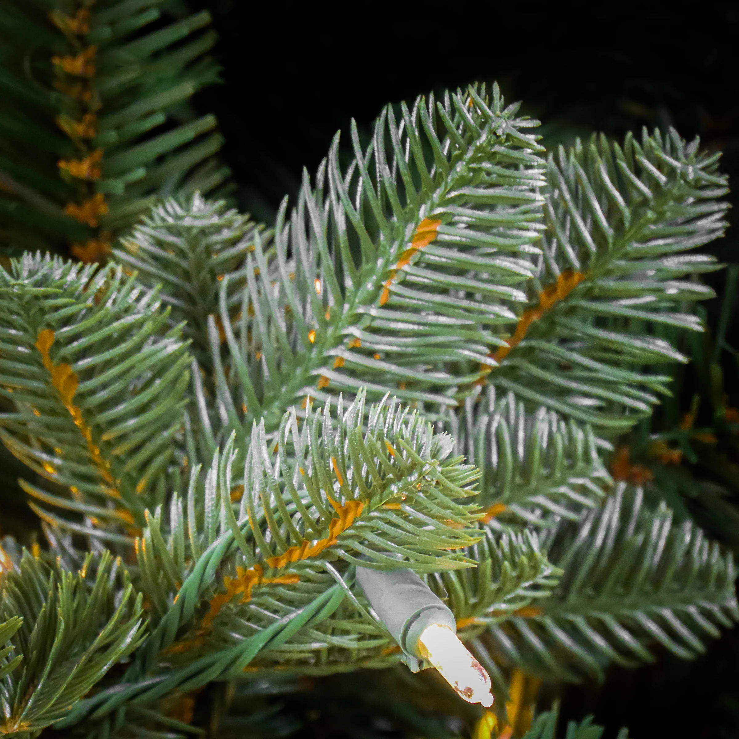 7.5 ft. Pre-Lit Christmas Norway Spruce Tree with LED Lights - Image 4