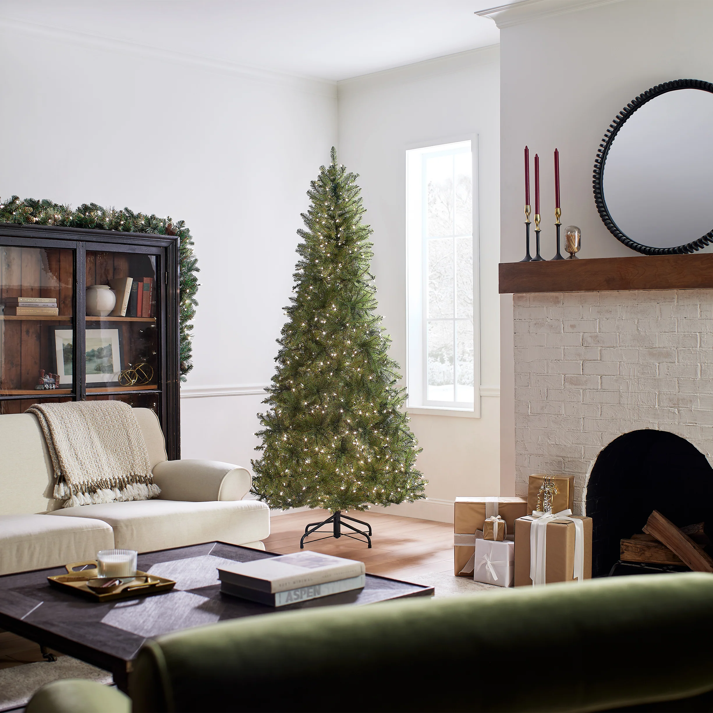 7.5 ft. Pre-Lit Dunhill Fir Slim Tree with 600 Clear Lights, Plug-In - Image 8