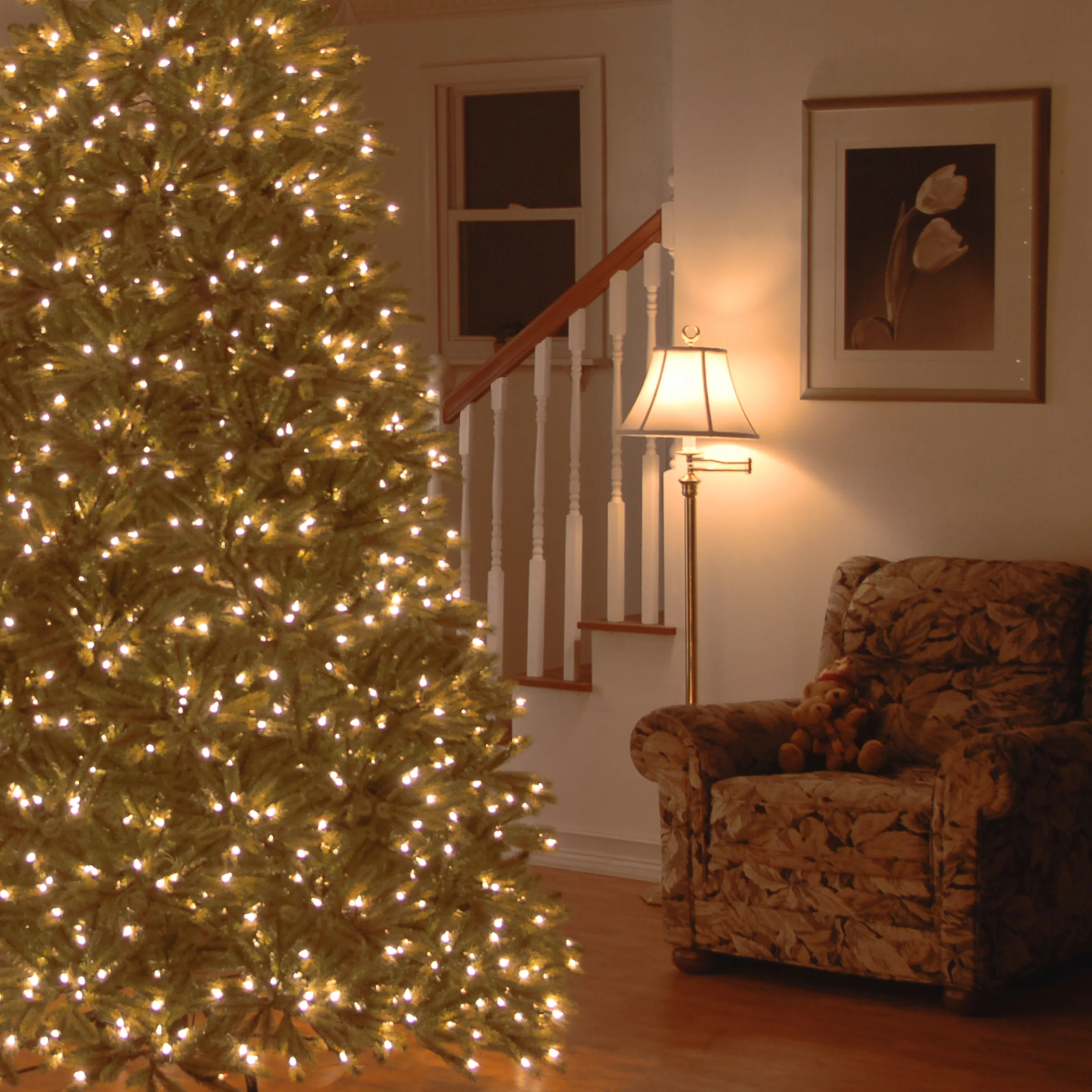 7.5 ft. Pre-Lit Jersey Fraser Fir Medium Tree with Dual Color LED Lights, Plug-In - Image 9