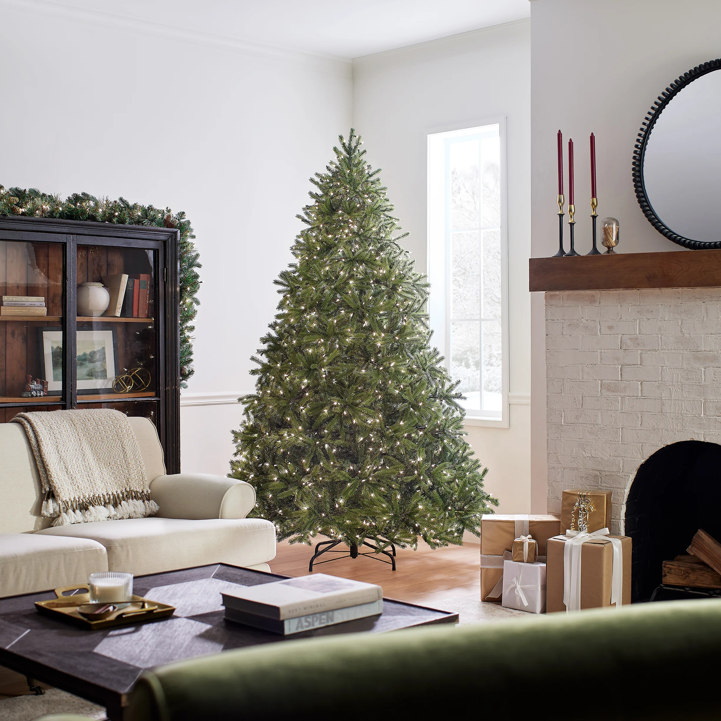 7.5 ft. Pre-Lit Jersey Fraser Fir Tree with Clear Lights, Plug-In - Image 7
