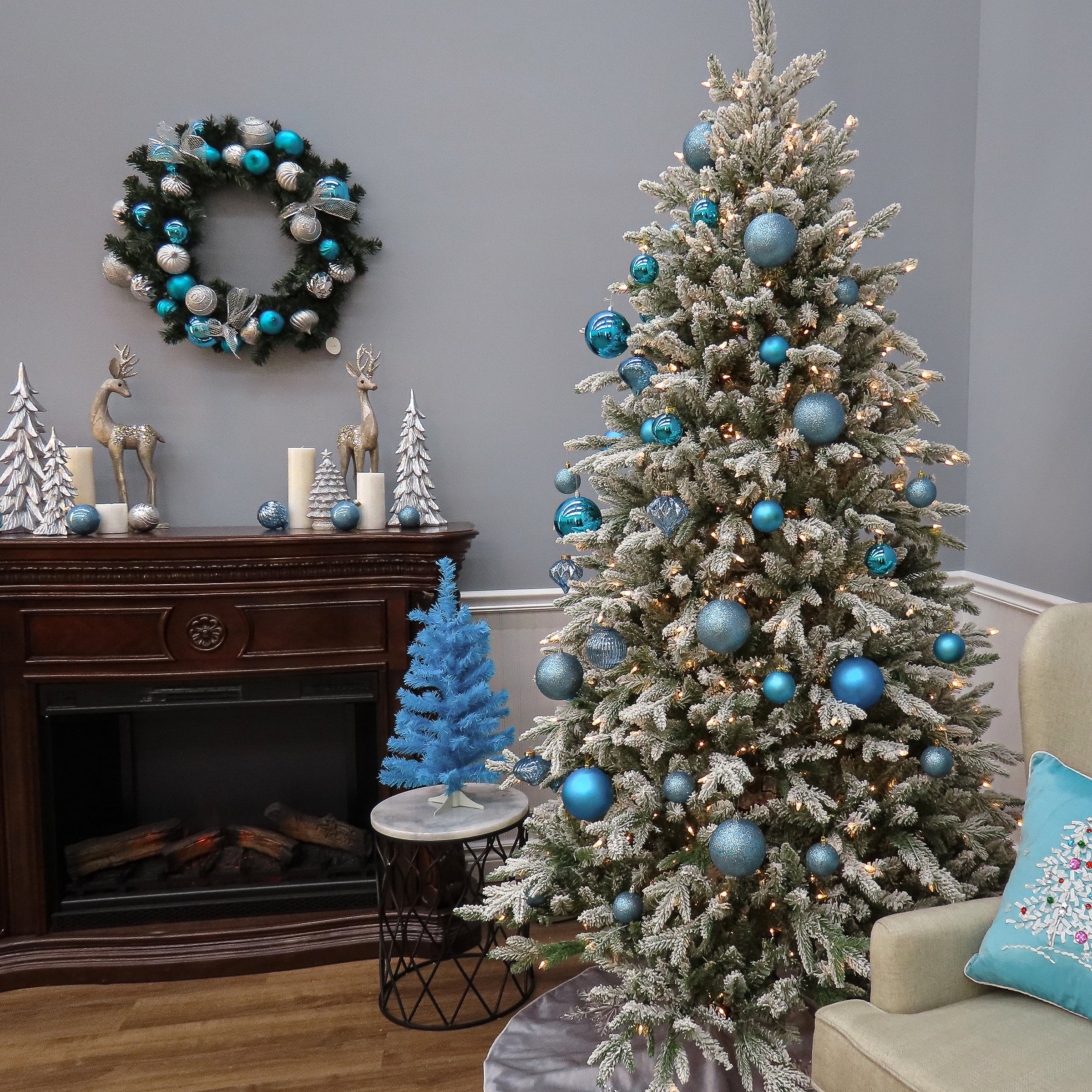 7.5 ft. Pre-Lit Snowy Sierra Spruce Tree with Clear Lights - Image 4