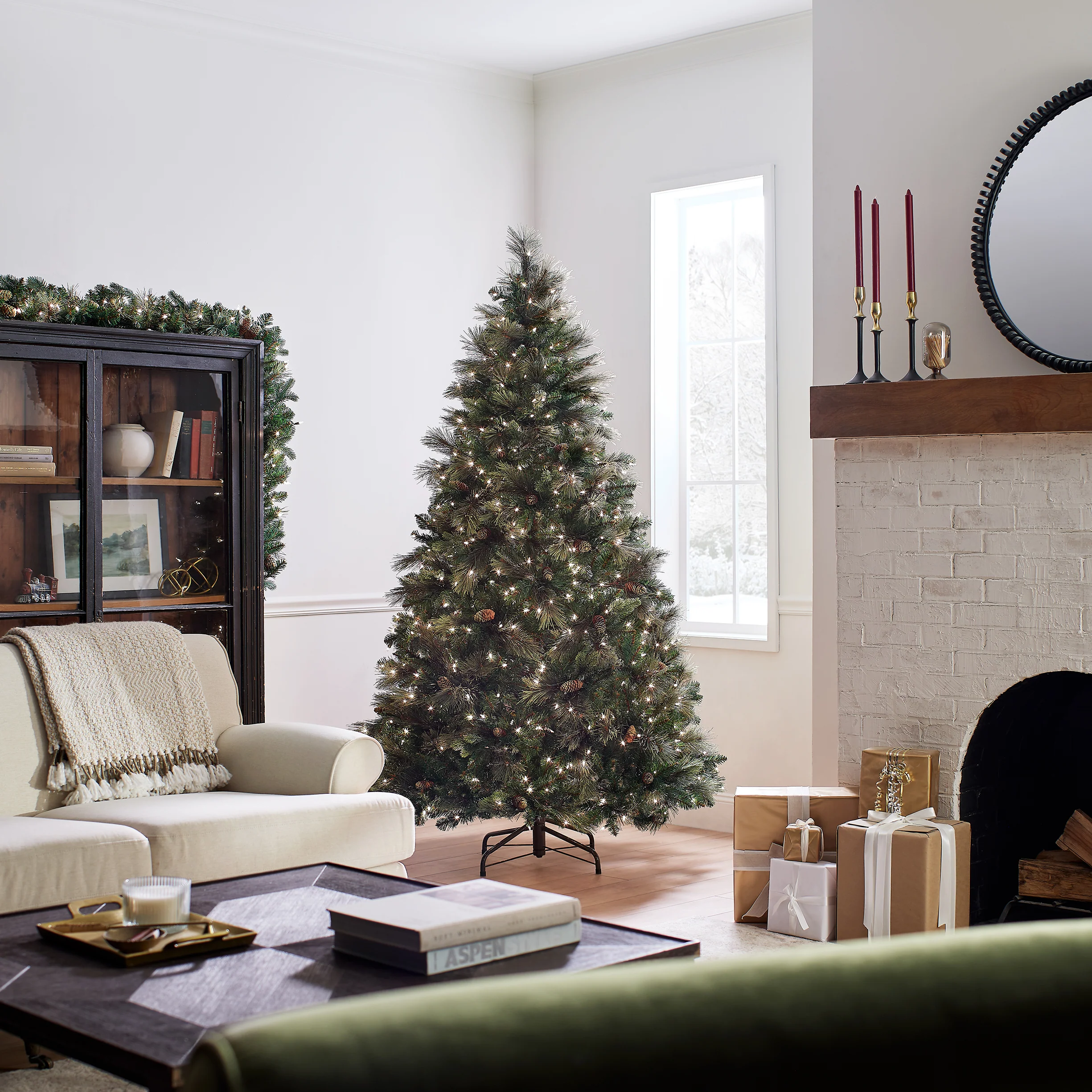 7 ft. Pre-Lit Carolina Pine Tree with Clear Lights, Plug-In - Image 4