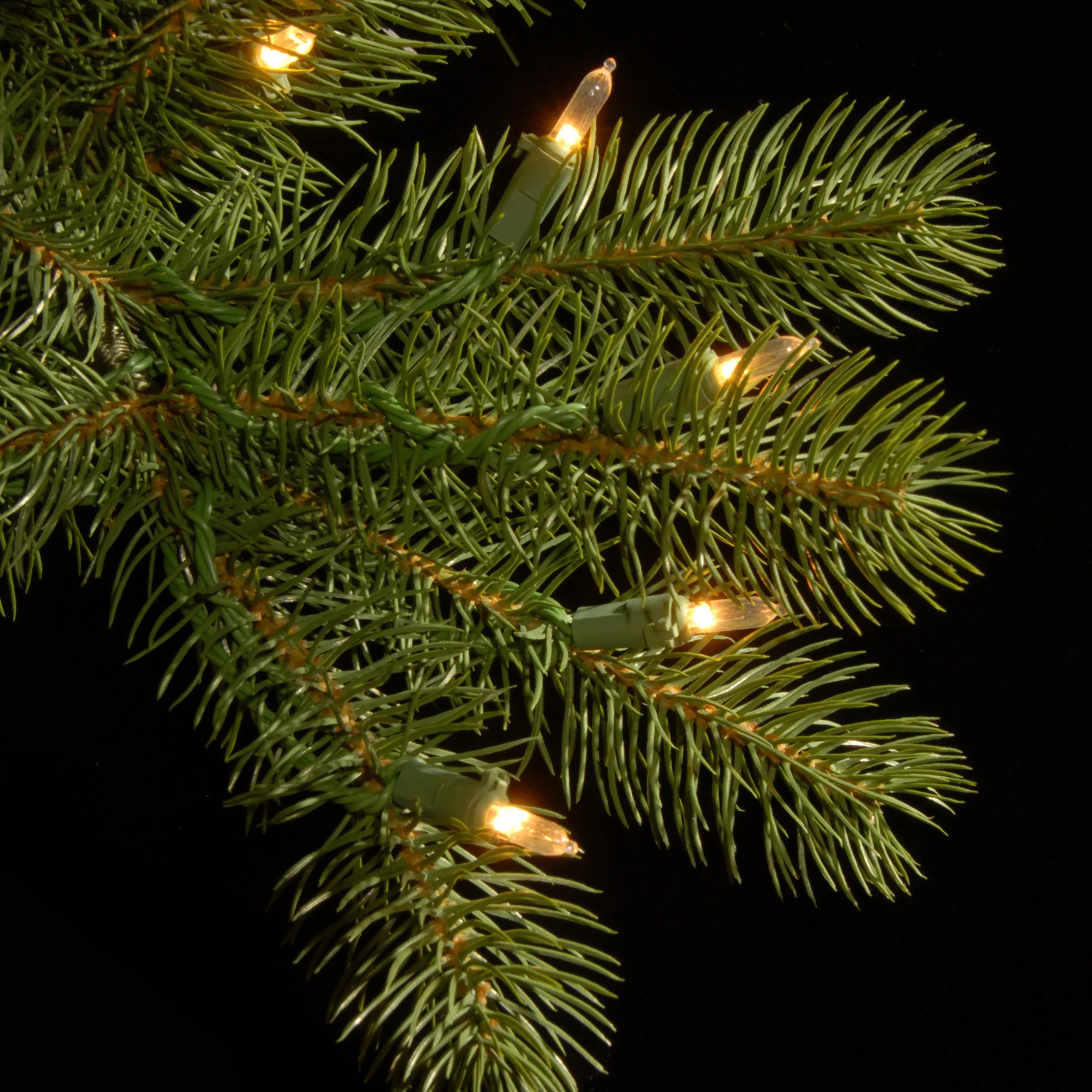 7 ft. Pre-Lit Downswept Douglas Fir Tree with 700 Clear Lights - Image 4