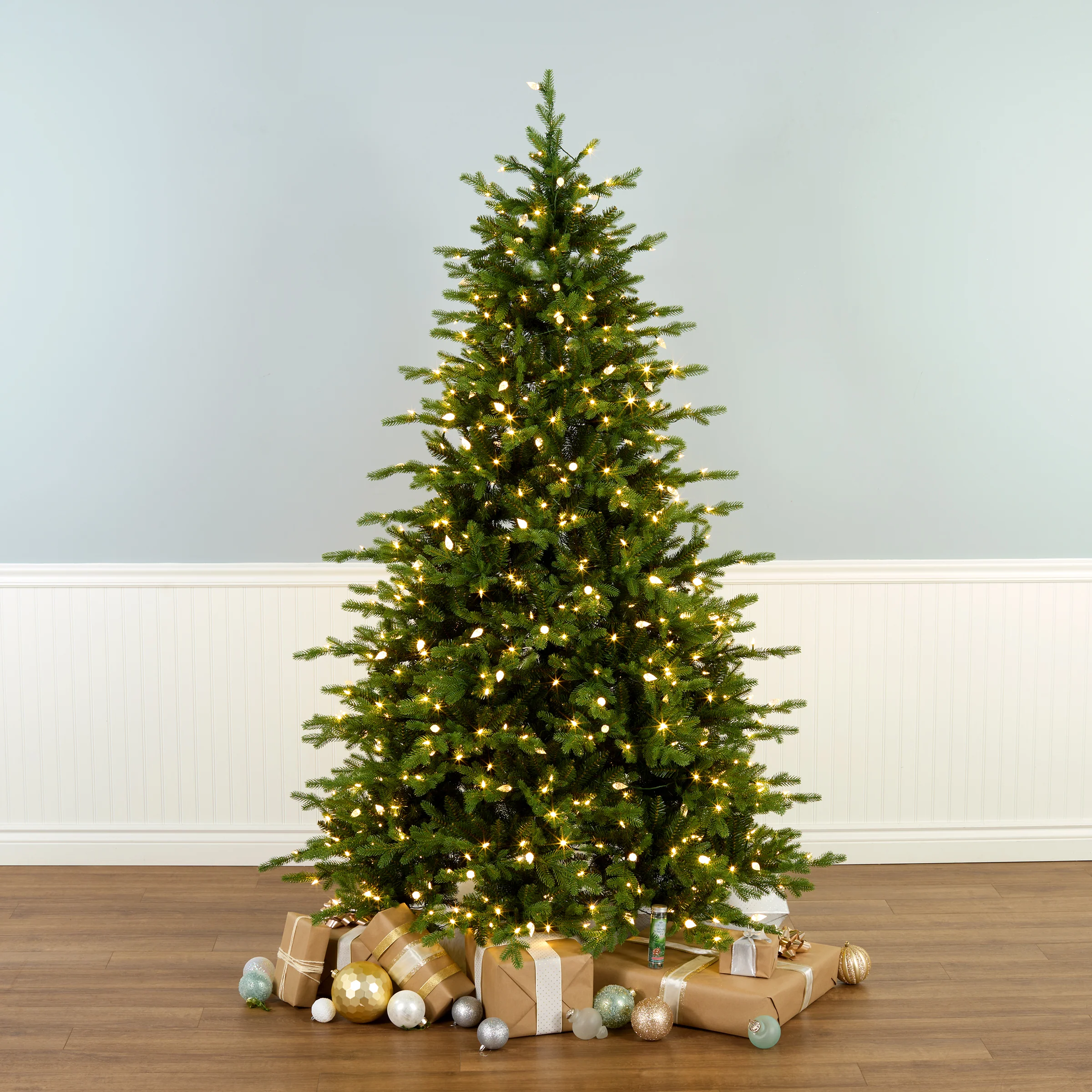 7.5 ft. Pre-Lit Vienna Fir Tree with Dual Color LED Lights, Plug-In - Image 6