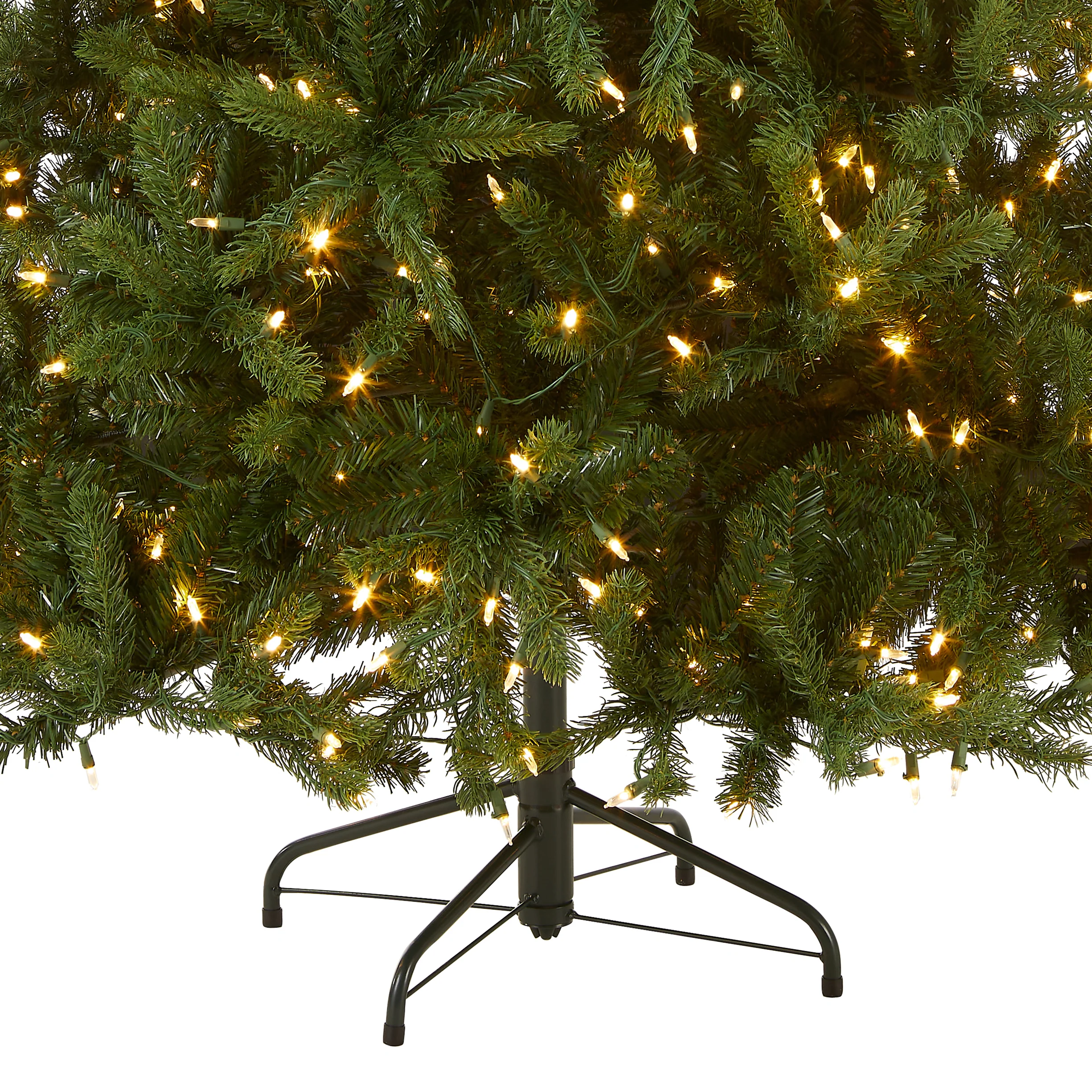8 ft. Pre-Lit Newberry Spruce Tree with PowerConnect Dual Color LED Lights, Plug-In - Image 4