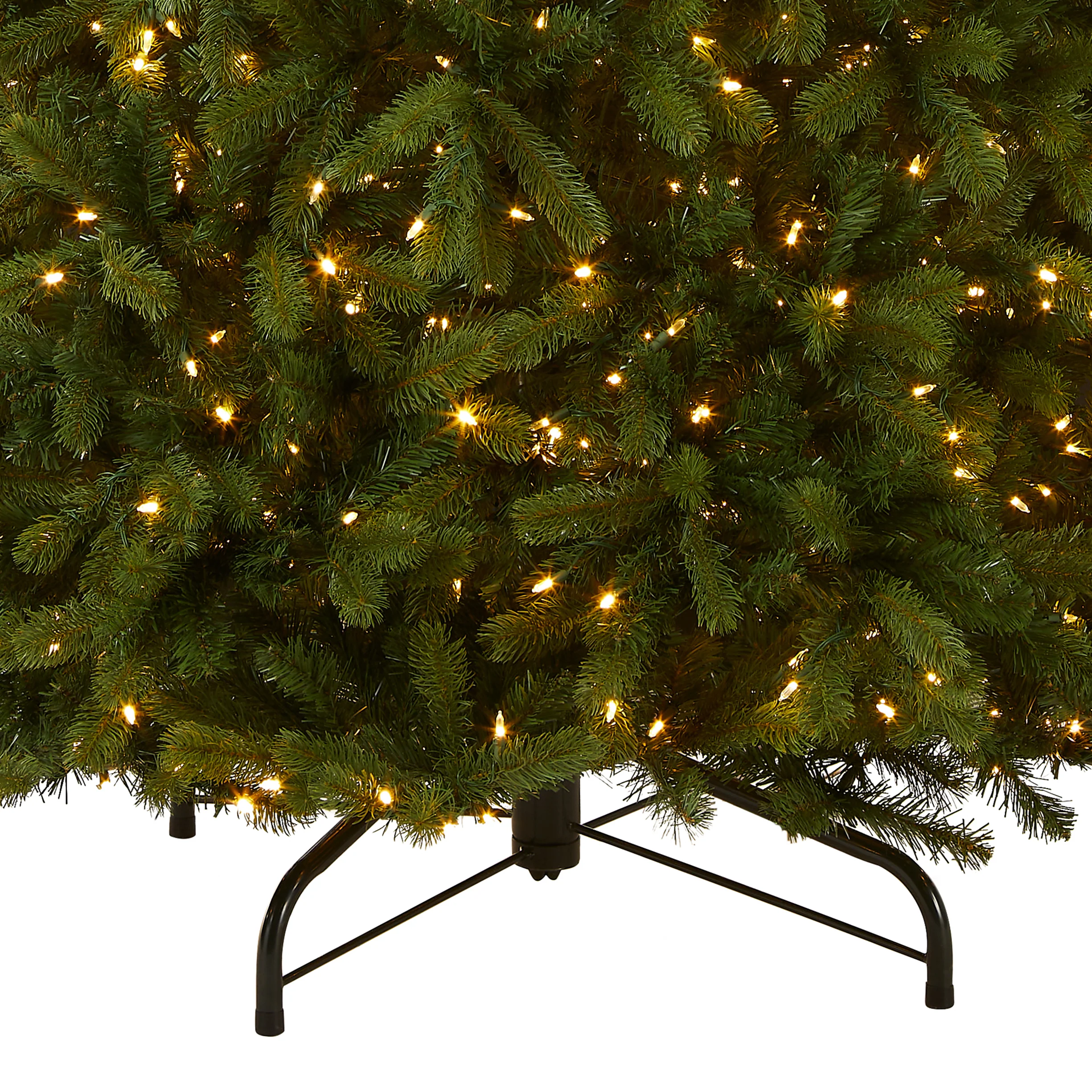 9 ft. Pre-Lit Bayberry Spruce Tree with PowerConnect Dual Color LED Lights - Image 6