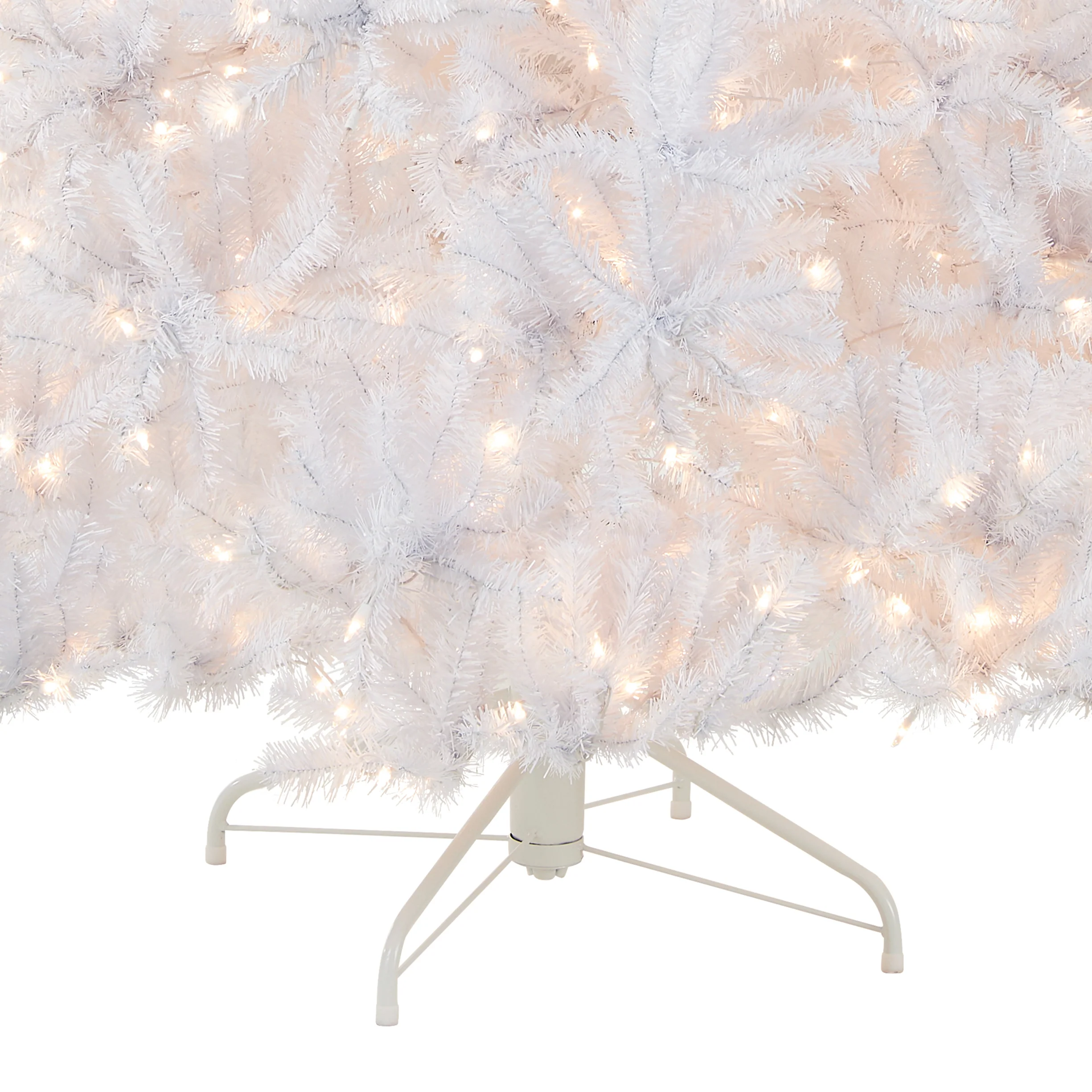 9 ft. Pre-Lit North Valley Spruce White Tree with Clear Lights, Plug-In - Image 4