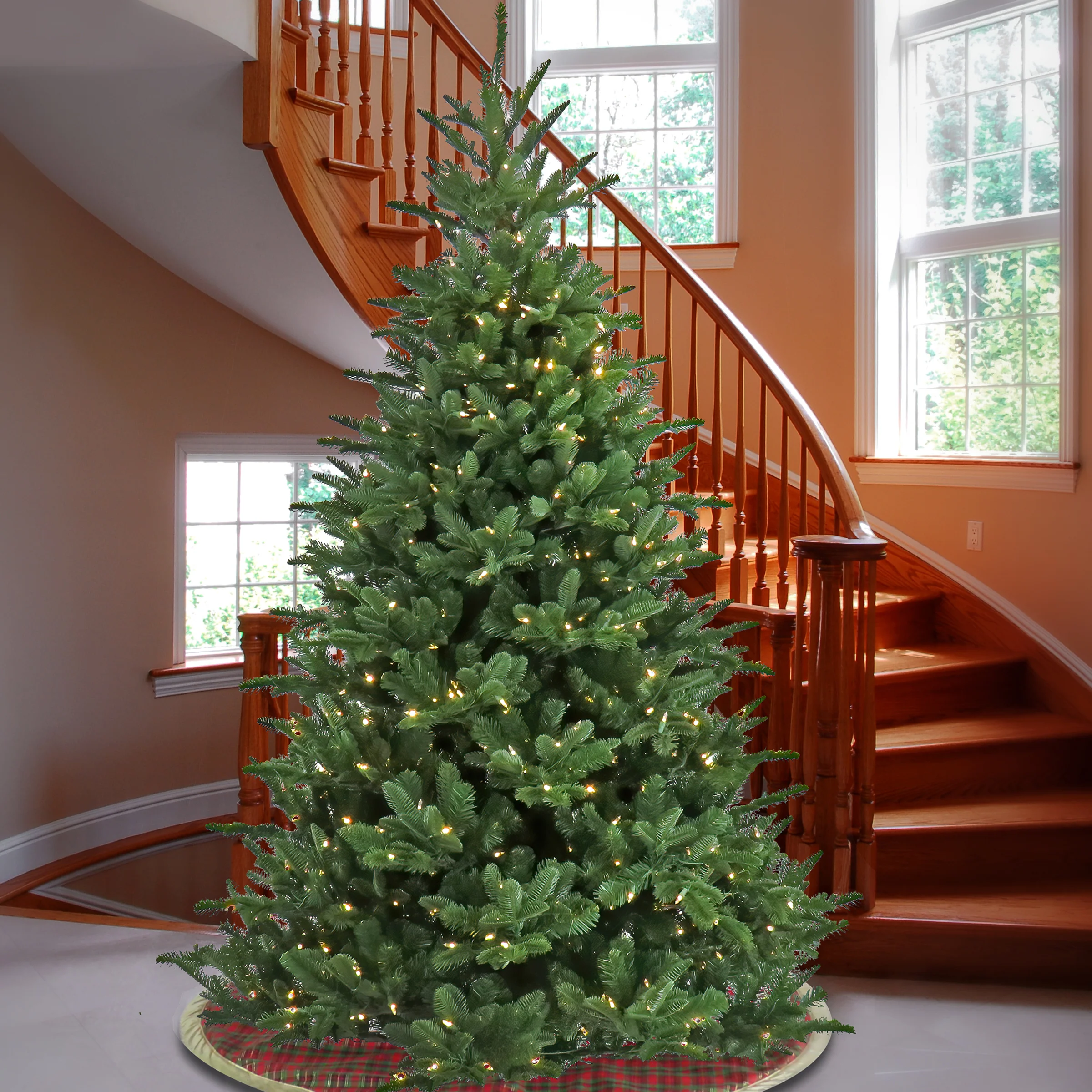 9 ft. Pre-Lit Norway Spruce Tree with Warm White LED Lights - Image 2