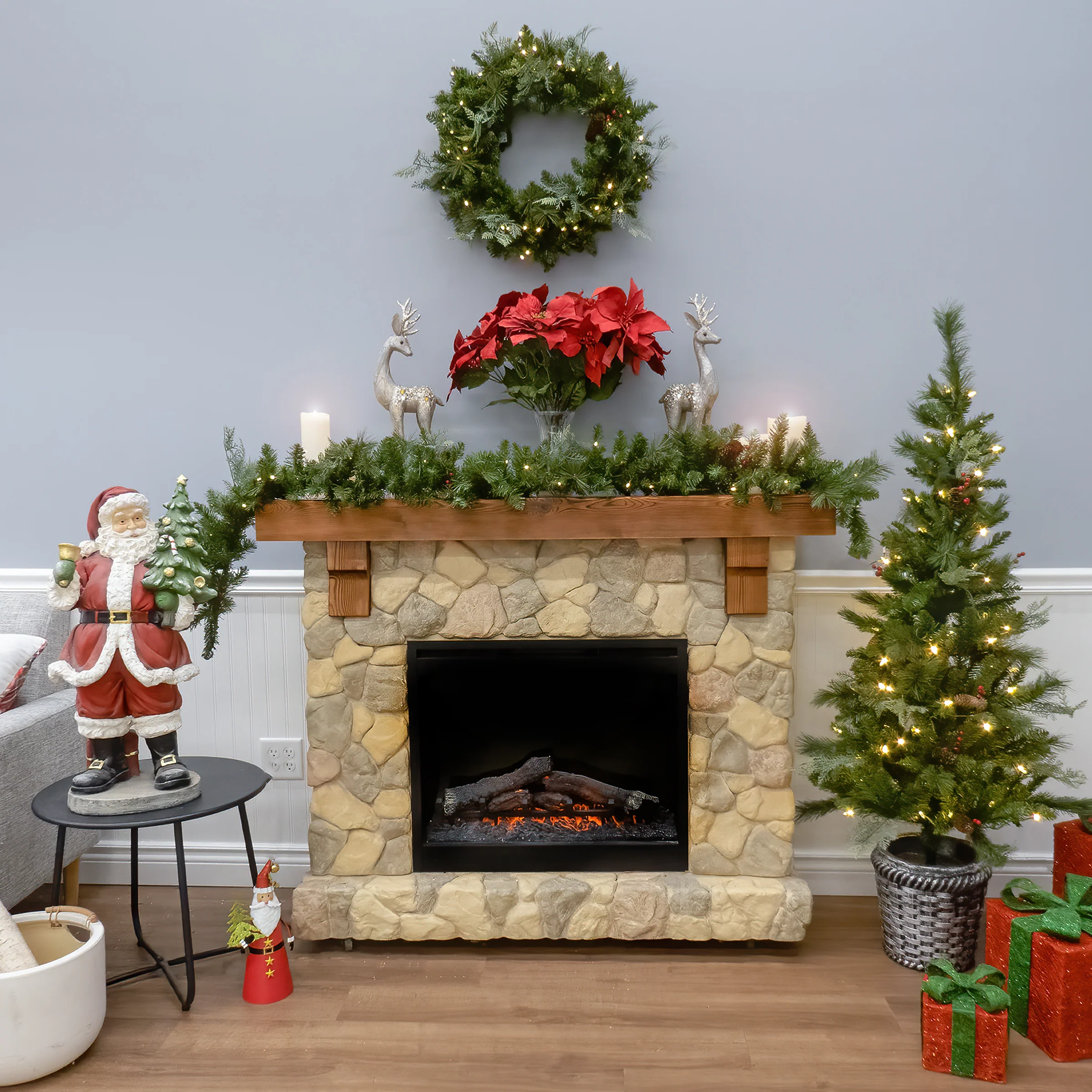 Pre-Lit Buzzard Pine Assortment Set of 1 Entrance Tree, 1 Wreath, 1 Garland, Plug-In - Image 2