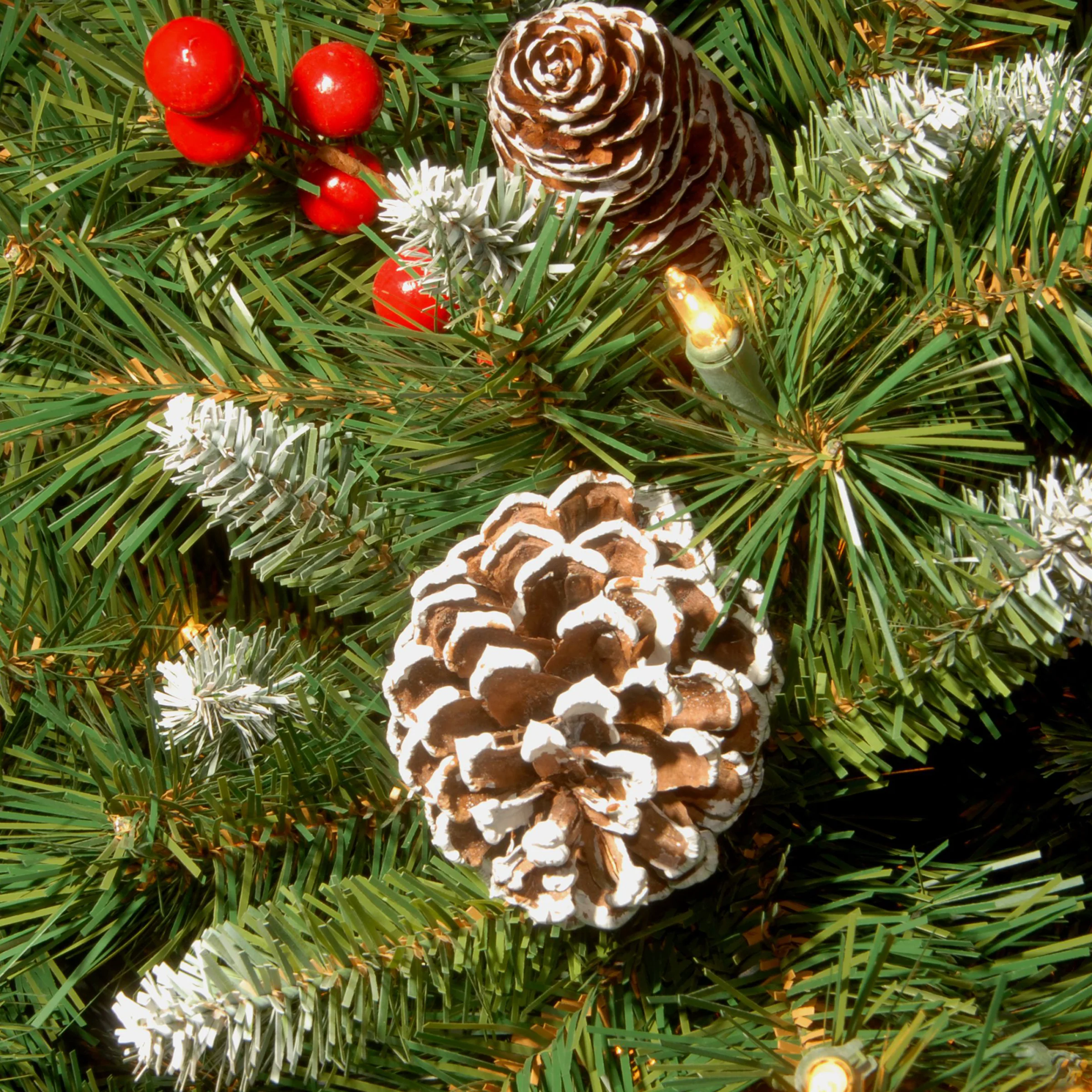 Pre-Lit Frosted Berry Assortment with 2 Entrance Trees, 1 Wreath, 2 Garland - Image 8